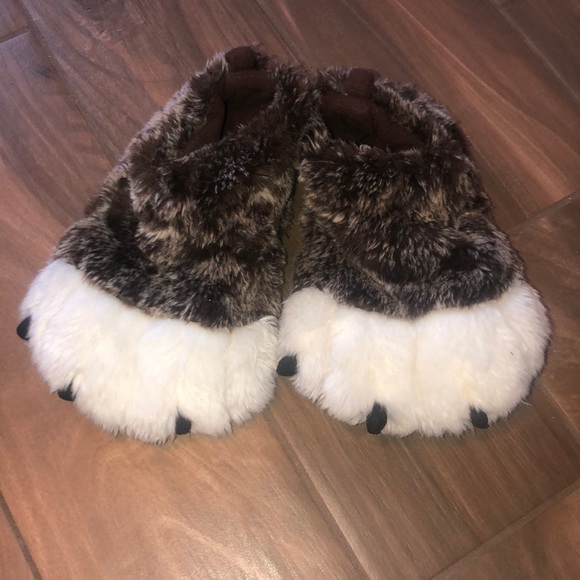 paw slippers